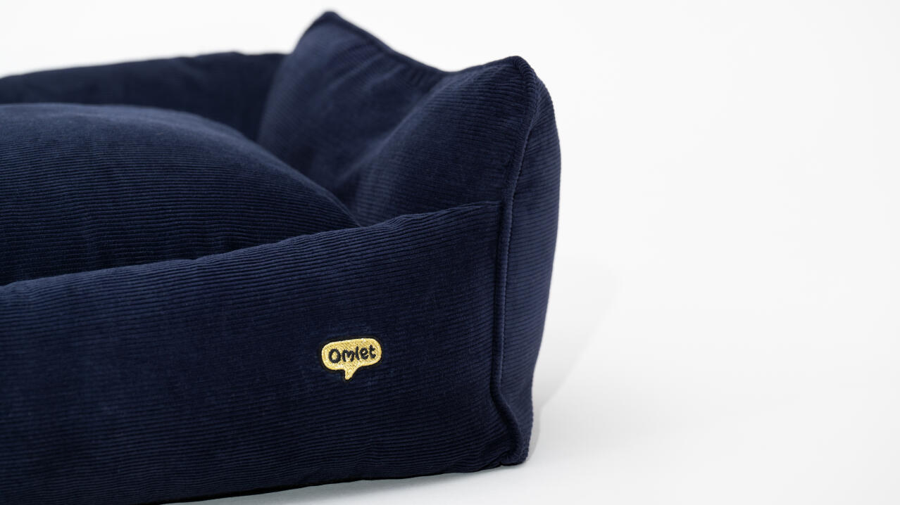 Dettaglio del letto a nido in corda super soft Luxurious navy